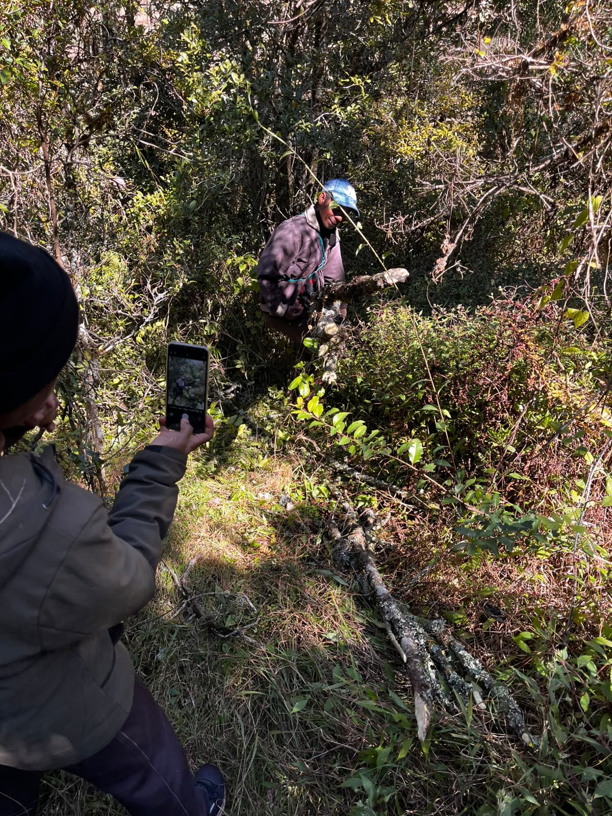 Patrouilleur communautaire en forêt